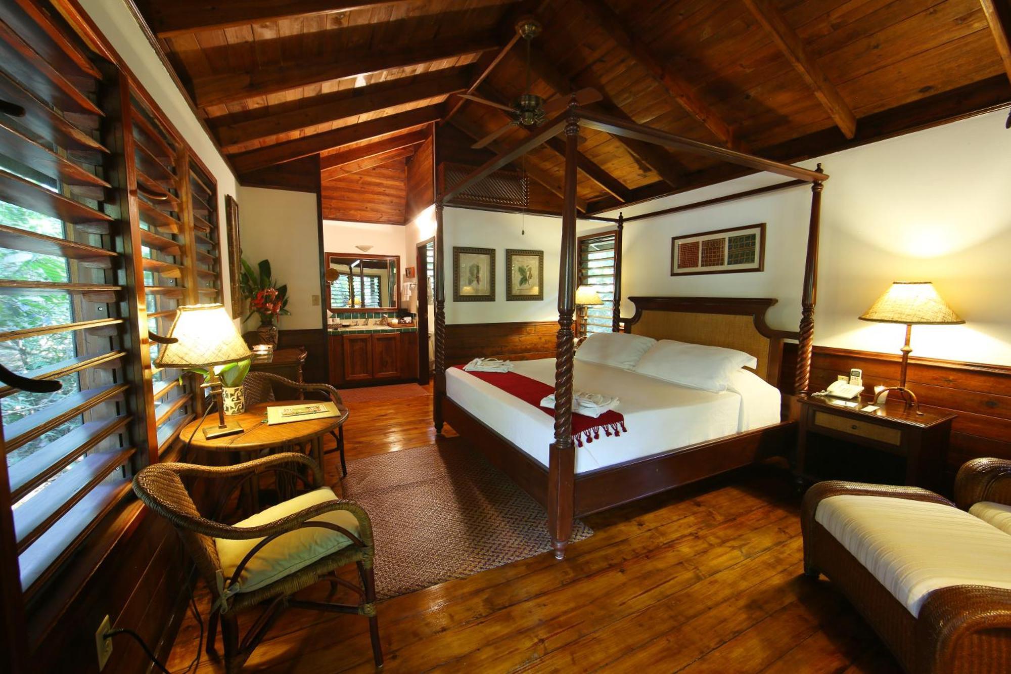 The Lodge & Spa At Pico Bonito El Pino Extérieur photo
